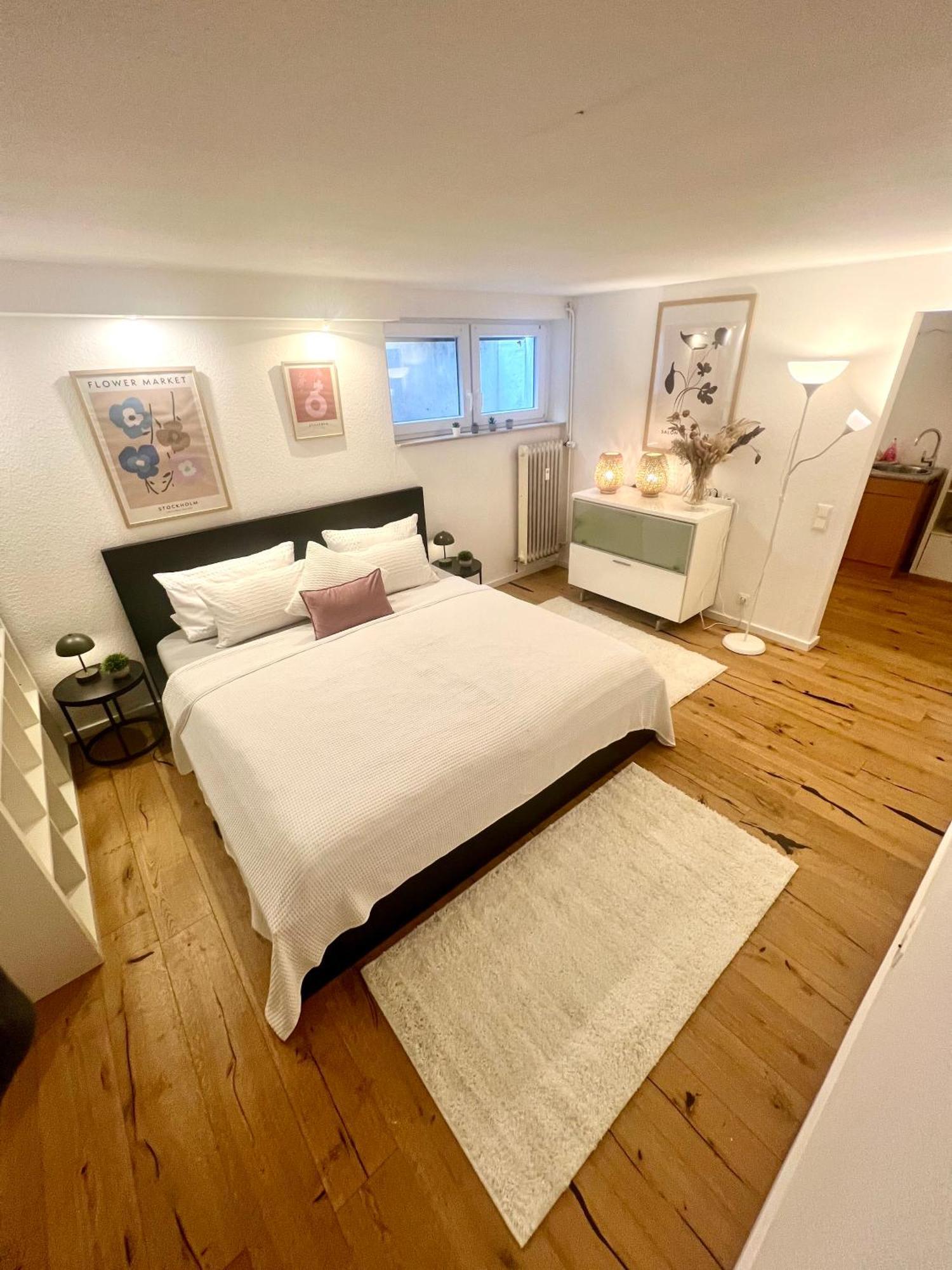 Gemuetliche Souterrain Wohnung Neben Der Universitaetsklinik In Homburg Homburg  Luaran gambar
