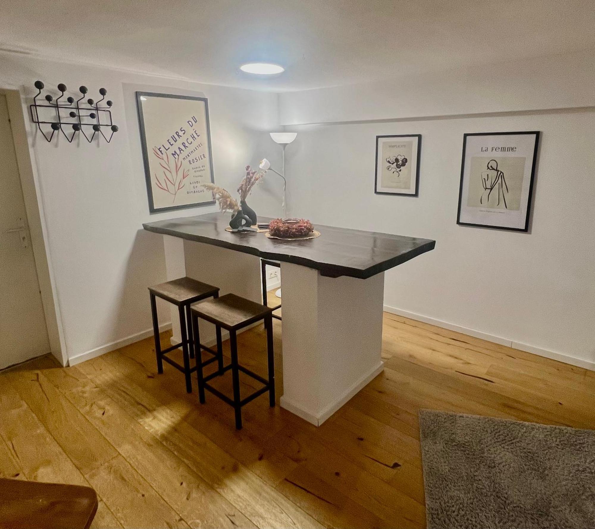Gemuetliche Souterrain Wohnung Neben Der Universitaetsklinik In Homburg Homburg  Luaran gambar