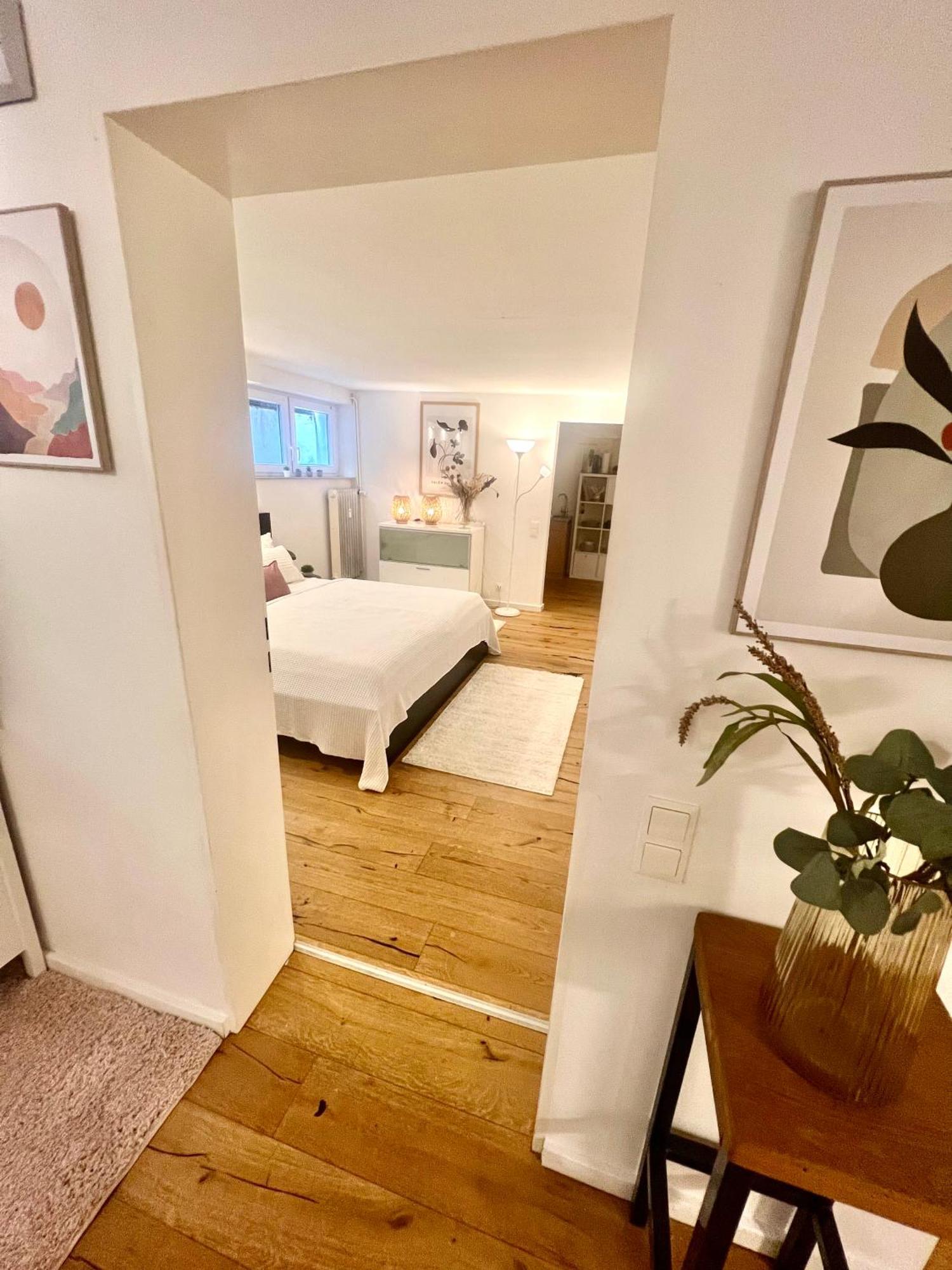 Gemuetliche Souterrain Wohnung Neben Der Universitaetsklinik In Homburg Homburg  Luaran gambar